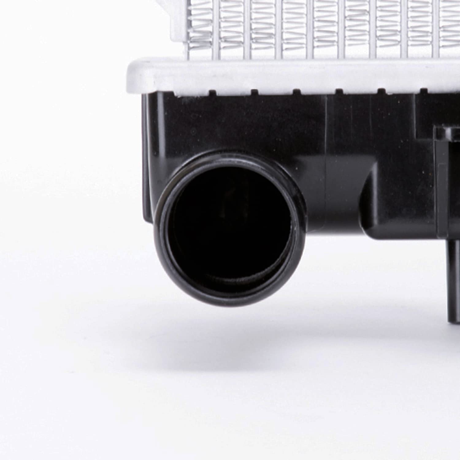 Radiator TYC 2674 Compatible with 2003-2005 Subaru Forester