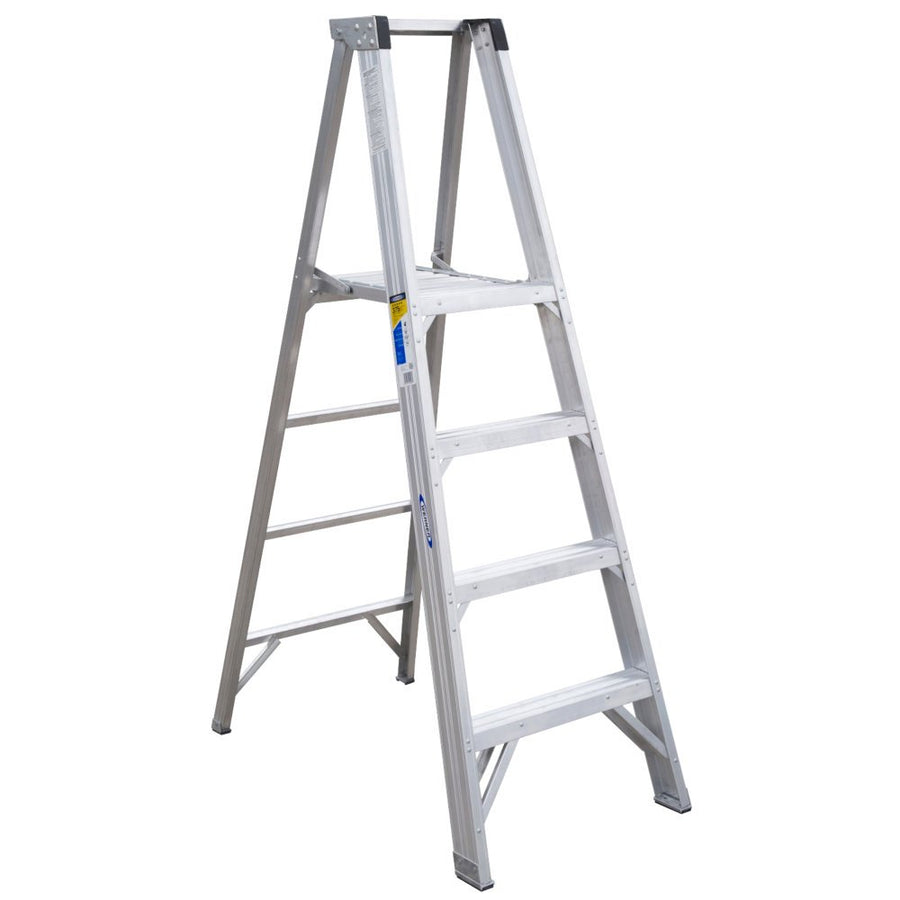 P404 Werner 375-Pound Duty Rating Type IAA Aluminum Platform Ladder, 4-Foot Platform Height