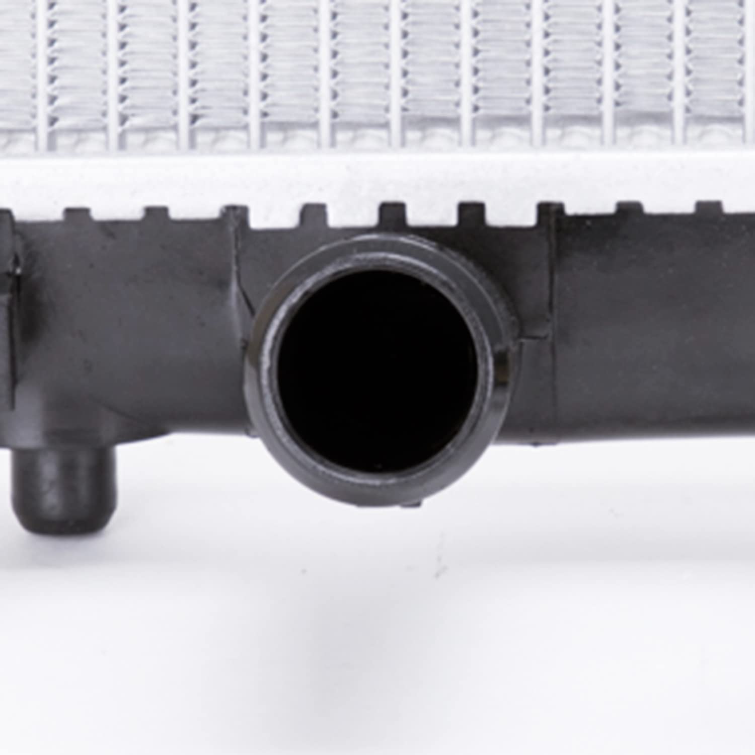 Compatible TYC 2452 with TOYOTA Highlander 1-Row Plastic Aluminum Replacement Radiator