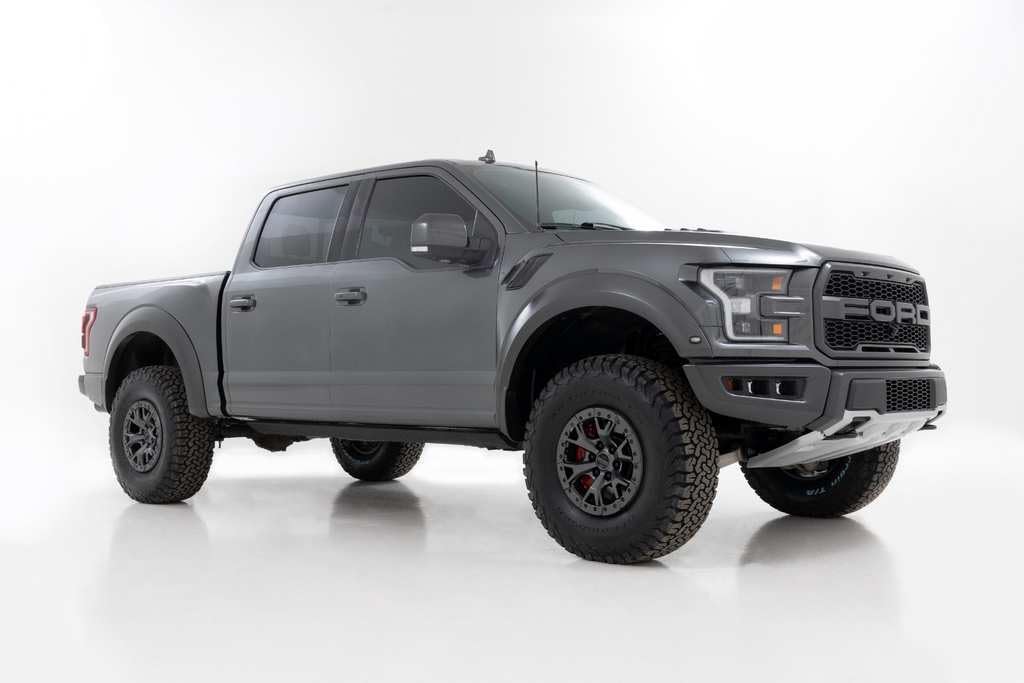 2.5" Rough Country Suspension Lift Kit for 2019-2020 Ford Raptor 4WD - 51031