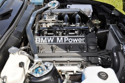 Mishimoto Performance Aluminum Radiator MMRAD-E30-82 Fits BMW E30 3-Series 1984-1991