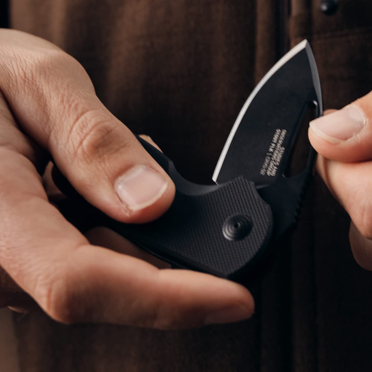 SOG SOG HONEY BADGER x Mikkel Collaboration Stout - Black/Folding Blade