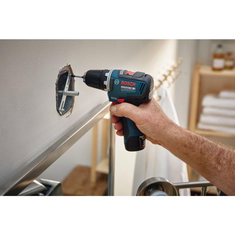 GXL12V-220B22 Bosch 12V Max 2-Tool Combo Kit with 3/8 In. Drill/Driver, 1/4 In. Hex Impact Driver and (2) 2.0 Ah Batteries