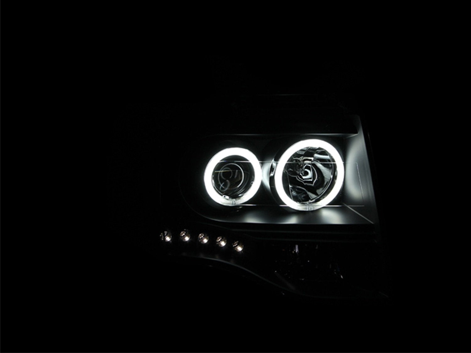 Ford Expedition Anzo USA 111113 Black Clear Projector With Amber Headlight Assembly - (Sold in Pairs)