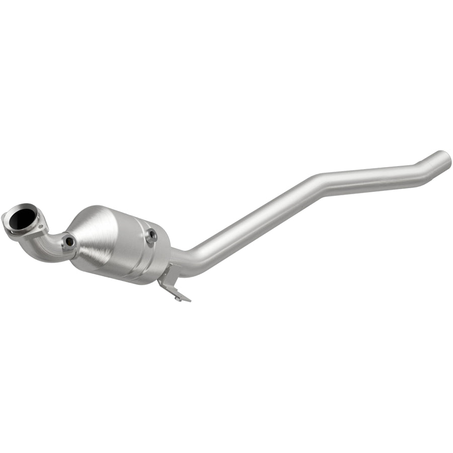 Catalytic Converter MagnaFlow 52177: OEM Grade, Direct-Fit, Compatible with 2006-2011 Mercedes-Benz R350 (Federal/EPA Compliant)