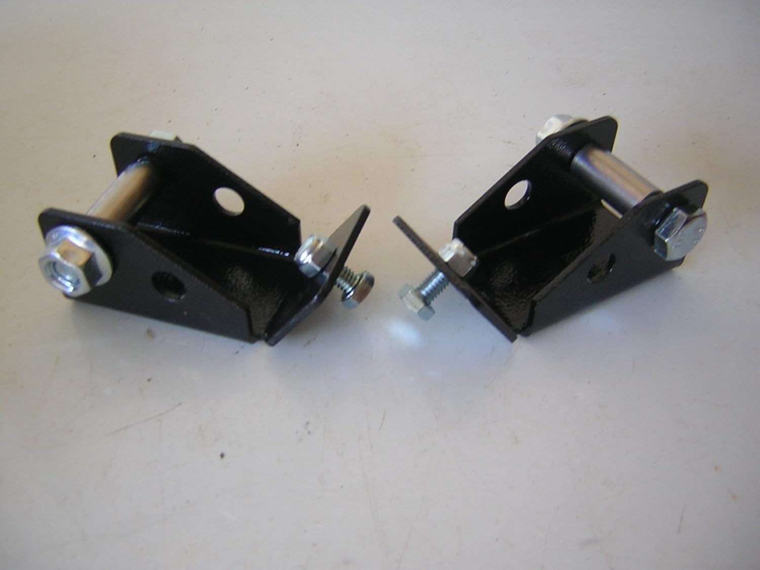 Rough Country Rear Brackets Shock Relocation for 97-06 Jeep Wrangler TJ - 1185