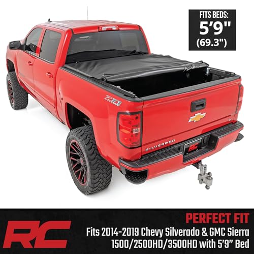 Soft Roll-Up Bed Cover Rough Country for Chevy Silverado & GMC Sierra 1500/2500HD/3500HD (2014–2019 & Classic) - Fits 5'9 Bed, Low-Profile Vinyl Tonneau Cover