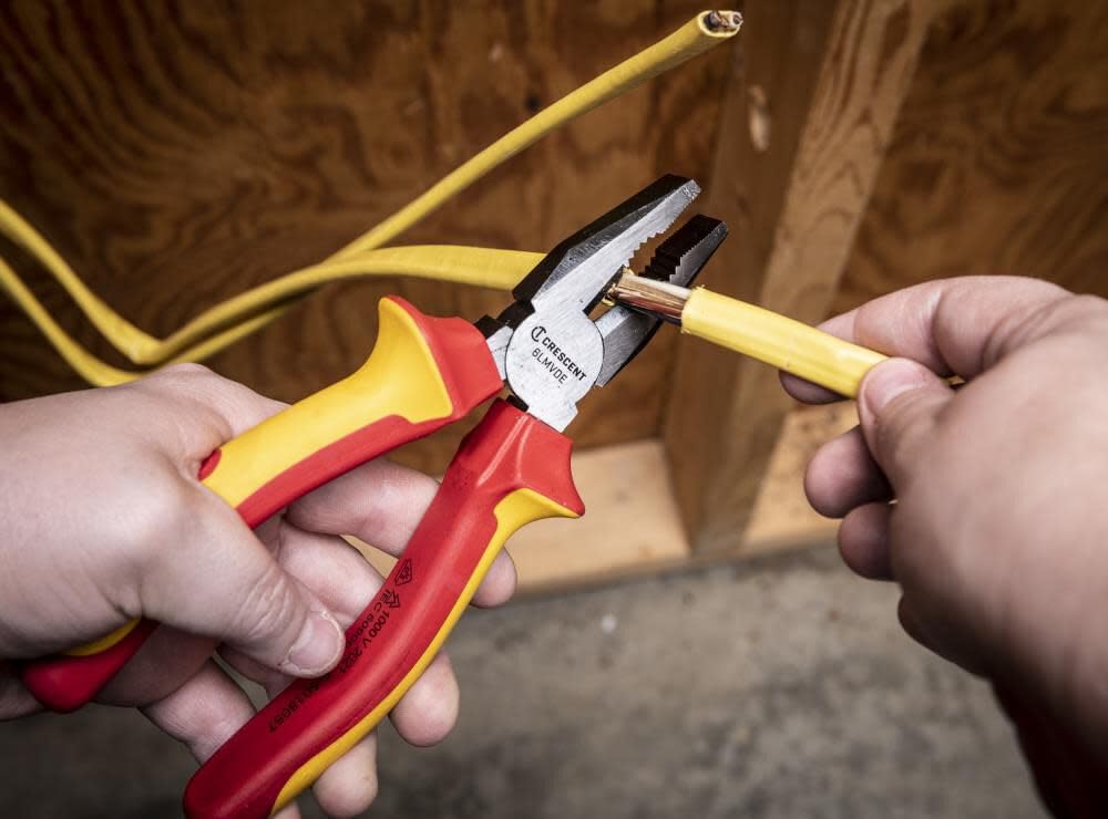VDE Insulated Crescent Lineman's Pliers - Cable & Wire Cutter - Heavy Duty Electrician Tool for Home Improvement & Repair - 6" - 6LMVDE