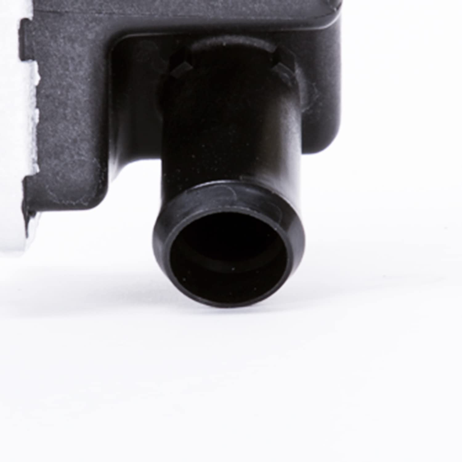 Radiator TYC 2342 Compatible with 2002-2005 Ford Explorer