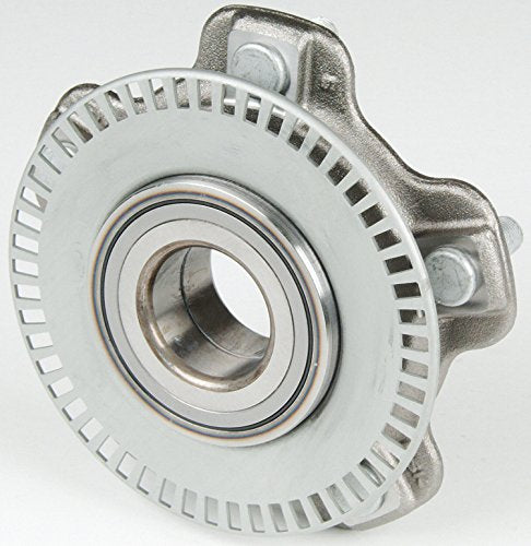 Wheel Bearing and Hub Assembly MOOG for Chevrolet Tracker