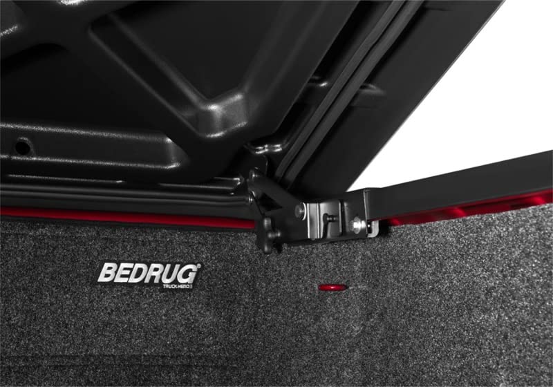 UnderCover SE RealTruck One-Piece Truck Bed Tonneau Cover | UC1186 | Fits 2019 - 2025 Chevy/GMC Silverado/Sierra 1500 6' 7" Bed (79.4")