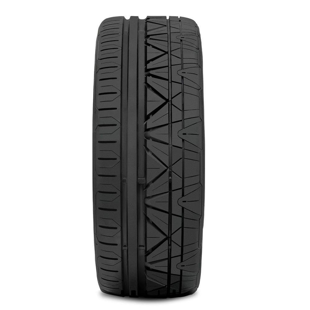 285/25ZR20 Nitto Invo 93Y