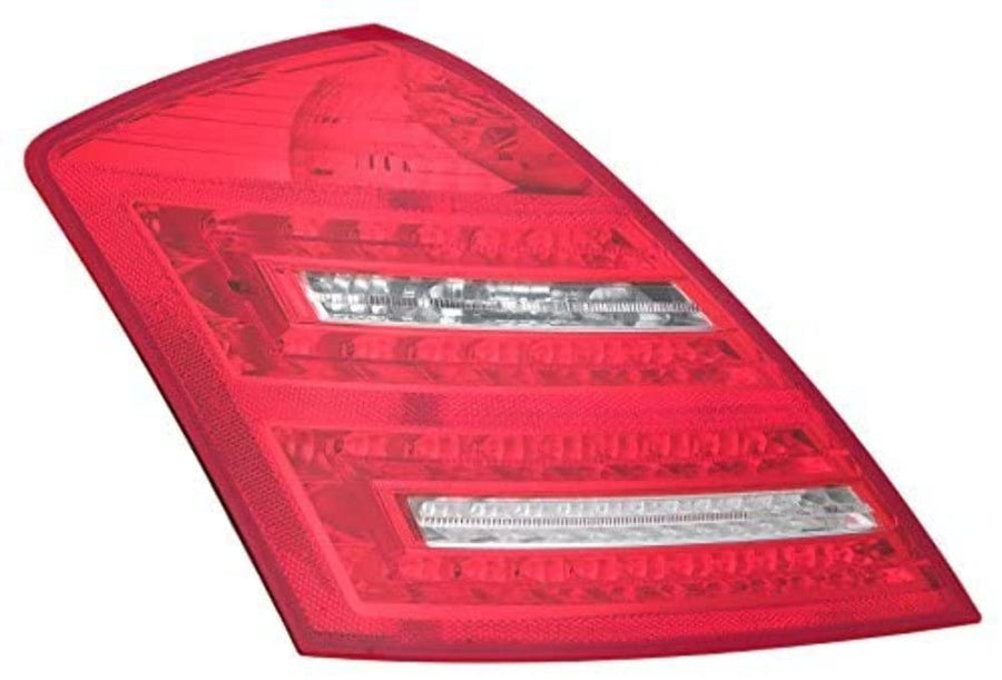 BZ151-U000L Eagle Eyes Tail Light