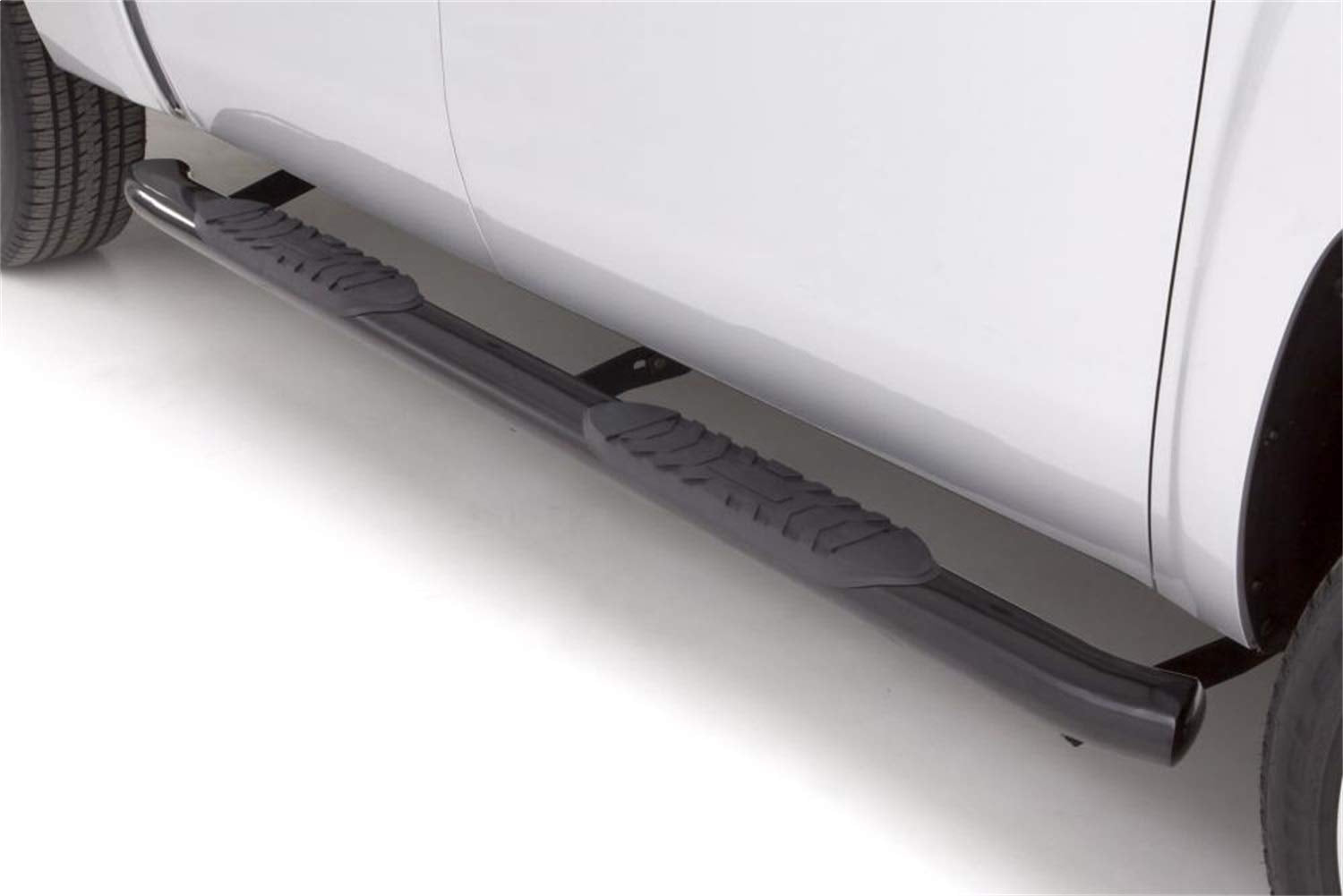 Lund RealTruck 23475771 Black Steel 4" Oval Bent Nerf Bars for 2002-2008 Dodge Ram 1500, 2003-2009 Ram 2500/3500 Quad Cab