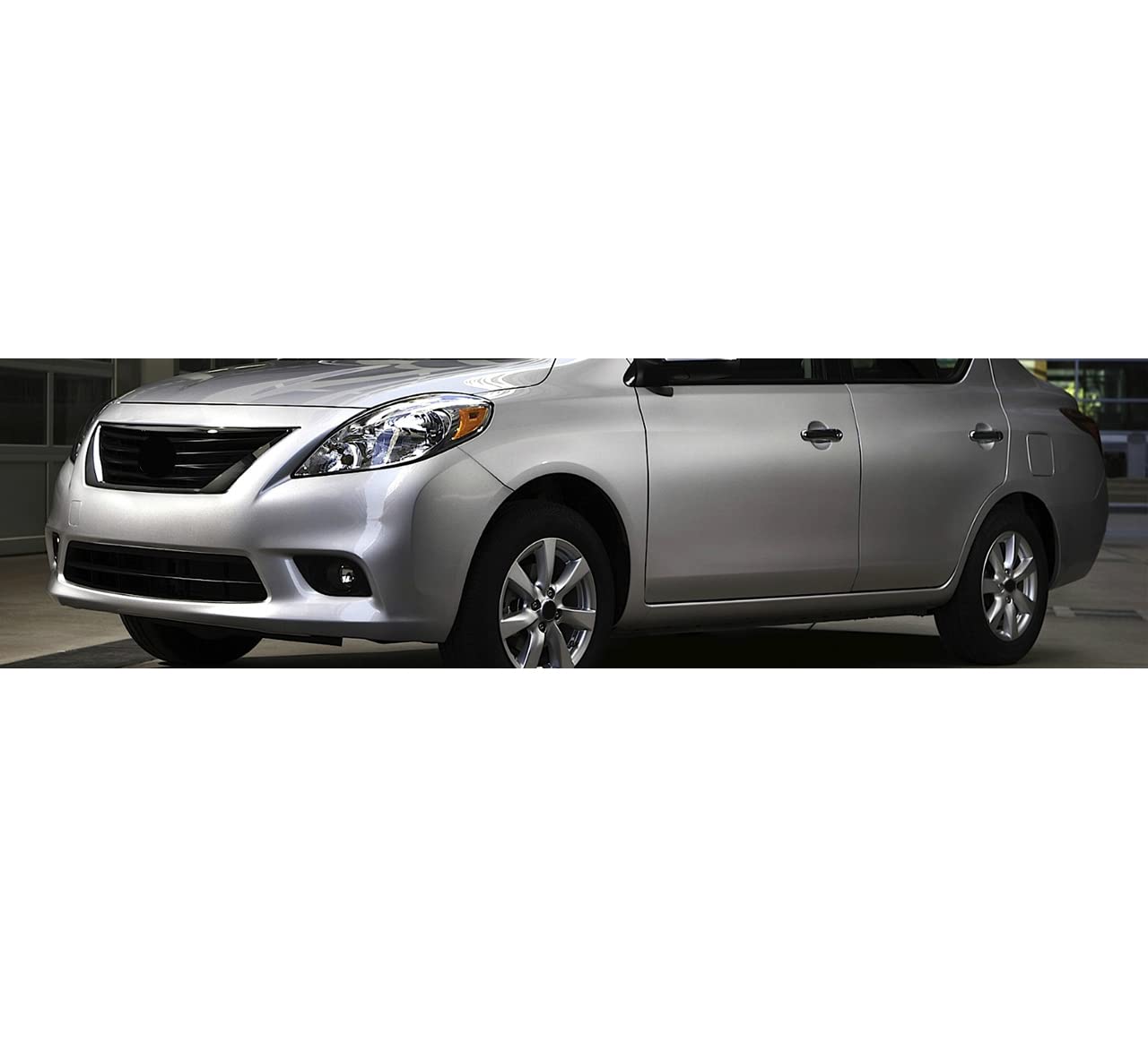OEM Replica Black Horse Fog Light Clear Compatible with 2013-2015 Altima-NI441OE
