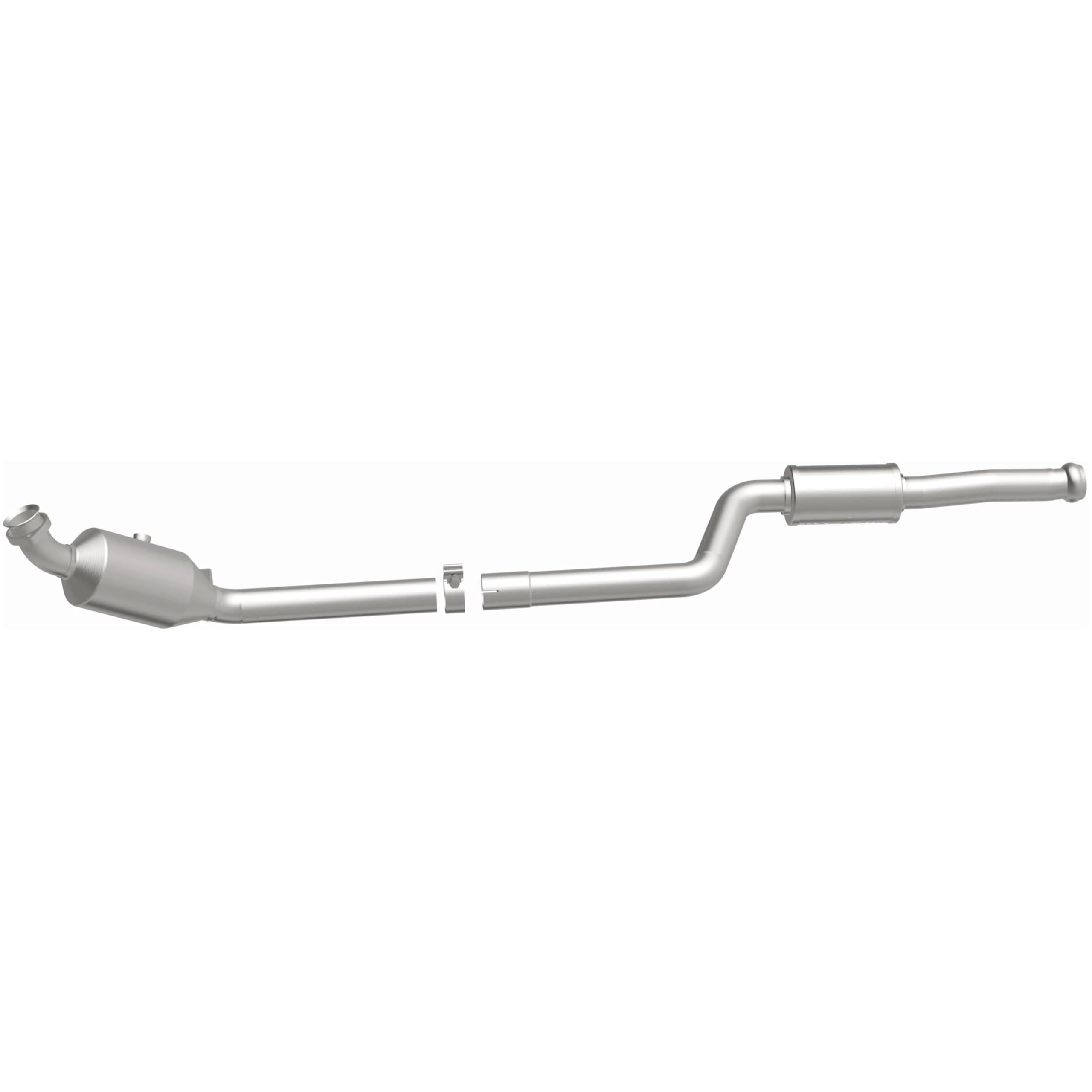 MagnaFlow 21-497 Catalytic Converter: Direct-Fit, OEM Grade, Compatible With 2011-2012 Mercedes-Benz C300 3.0L (Federal/EPA Compliant)