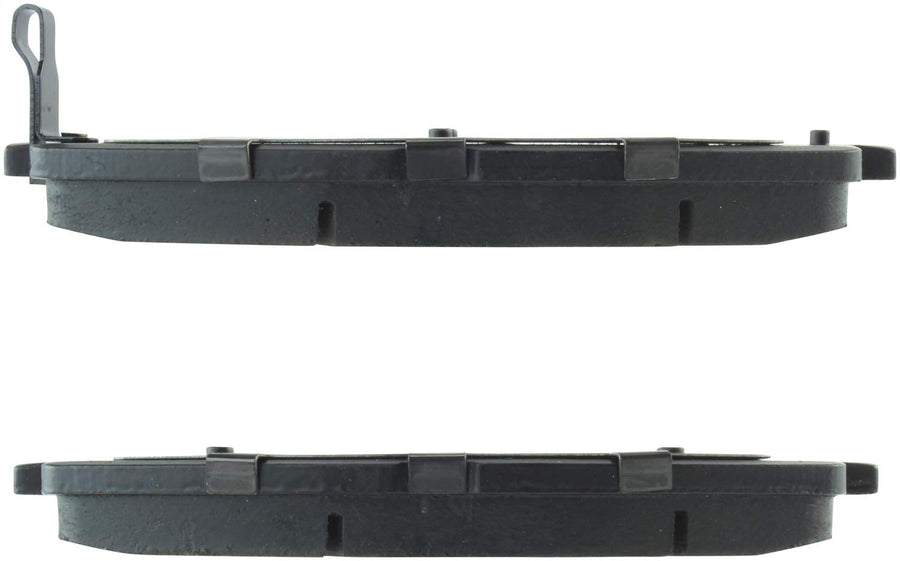 Front StopTech 308.12020 Brake Pads with Shims and Hardware Street
