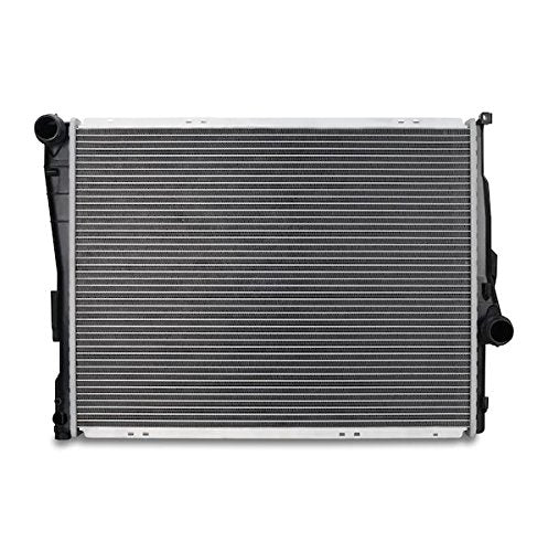 Mishimoto Plastic End-Tank Radiator R2636-MT, Compatible with BMW E46 3-Series 1999-2006, Built for Long-Lasting Durability and Reliable Cooling