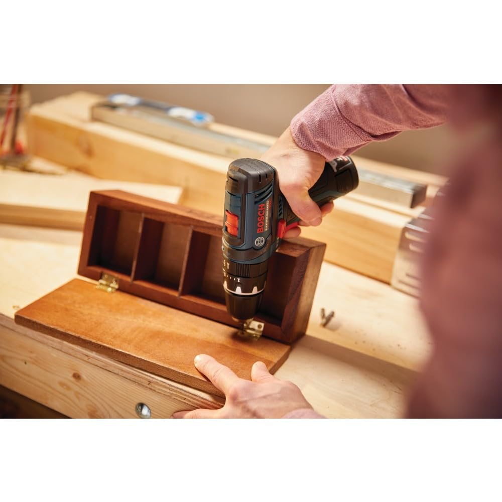 12V Max Bosch PS130-2A 3/8 In. Hammer Drill/Driver Kit