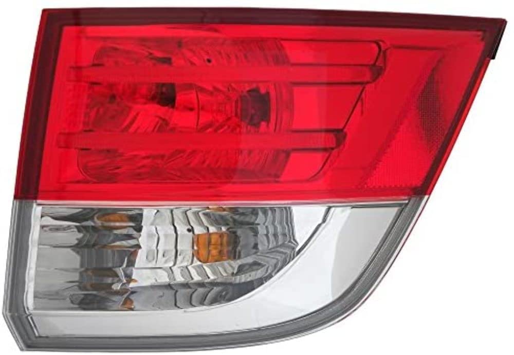 HD627-B000R Eagle Eyes Tail Light