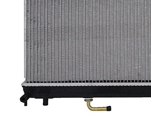 Mitsubishi Montero 3.8L 2006-2003: CSF Radiators 3305 Radiator