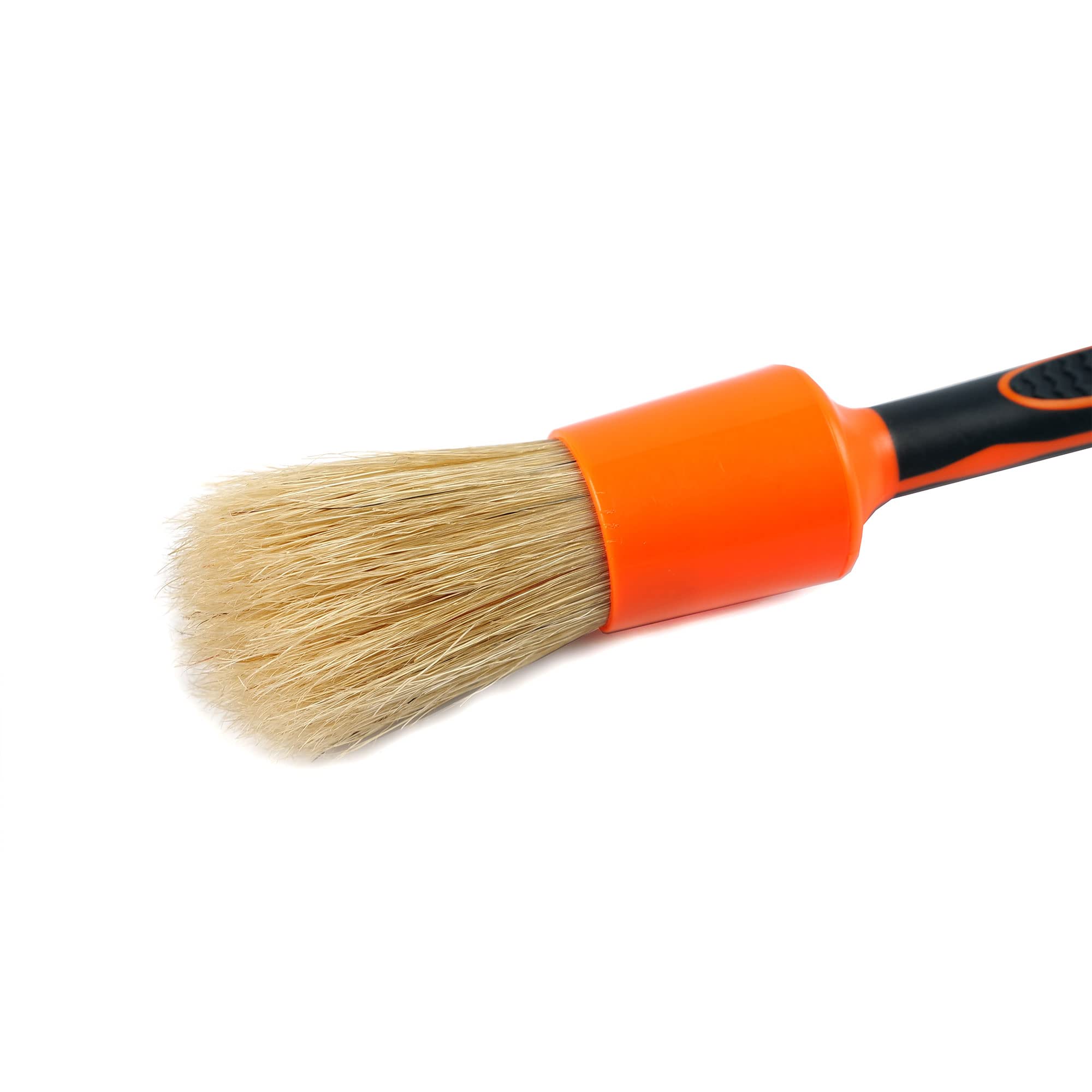 Maxshine #12 Medium Universal Detailing Brush – Classic Boar’s Hair Bristles, Soft & Durable – Professional Brush for Interior, Exterior, Leather Seats, Engine Bay & Wheels