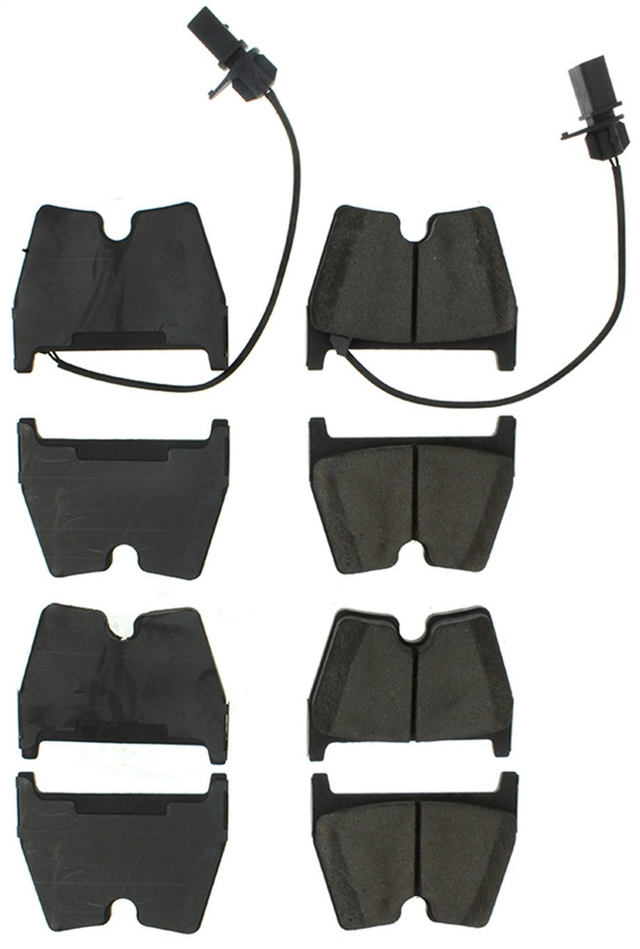 Front StopTech 308.10290 Brake Pads with Shims and Hardware