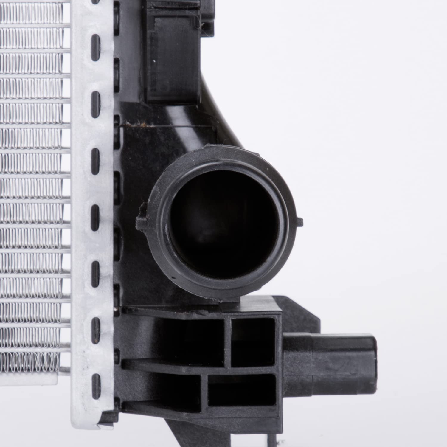 Radiator TYC 13533 Compatible with 2015-2020 Jeep Renegade