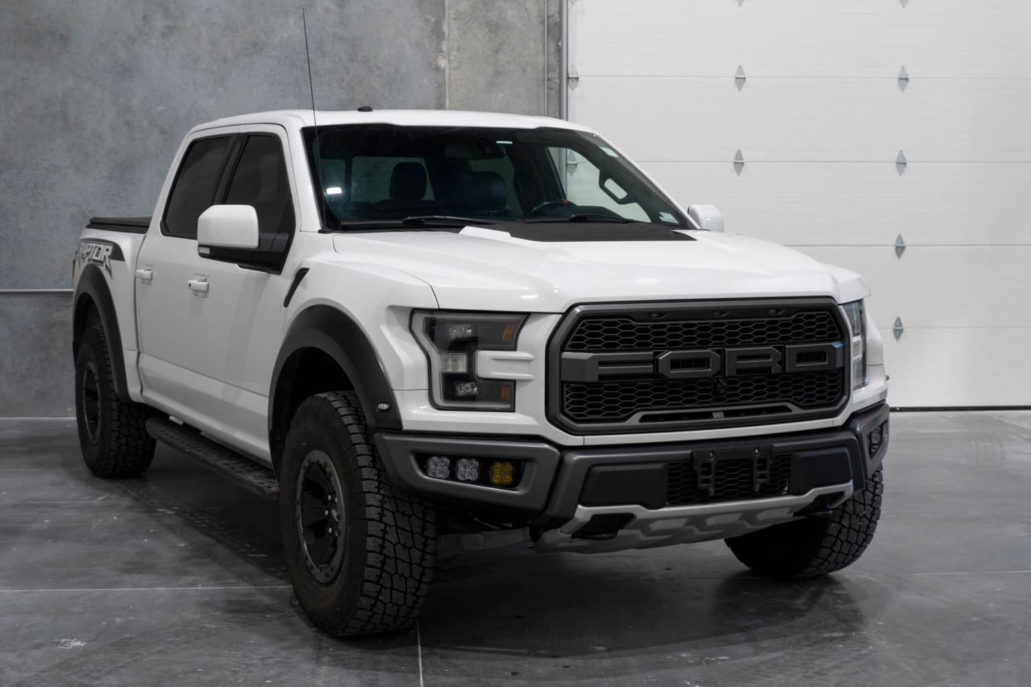 Diode Dynamics Fog Light Kit SS3 LED compatible with Ford Raptor 2017-2020 with Backlight, Max Yellow