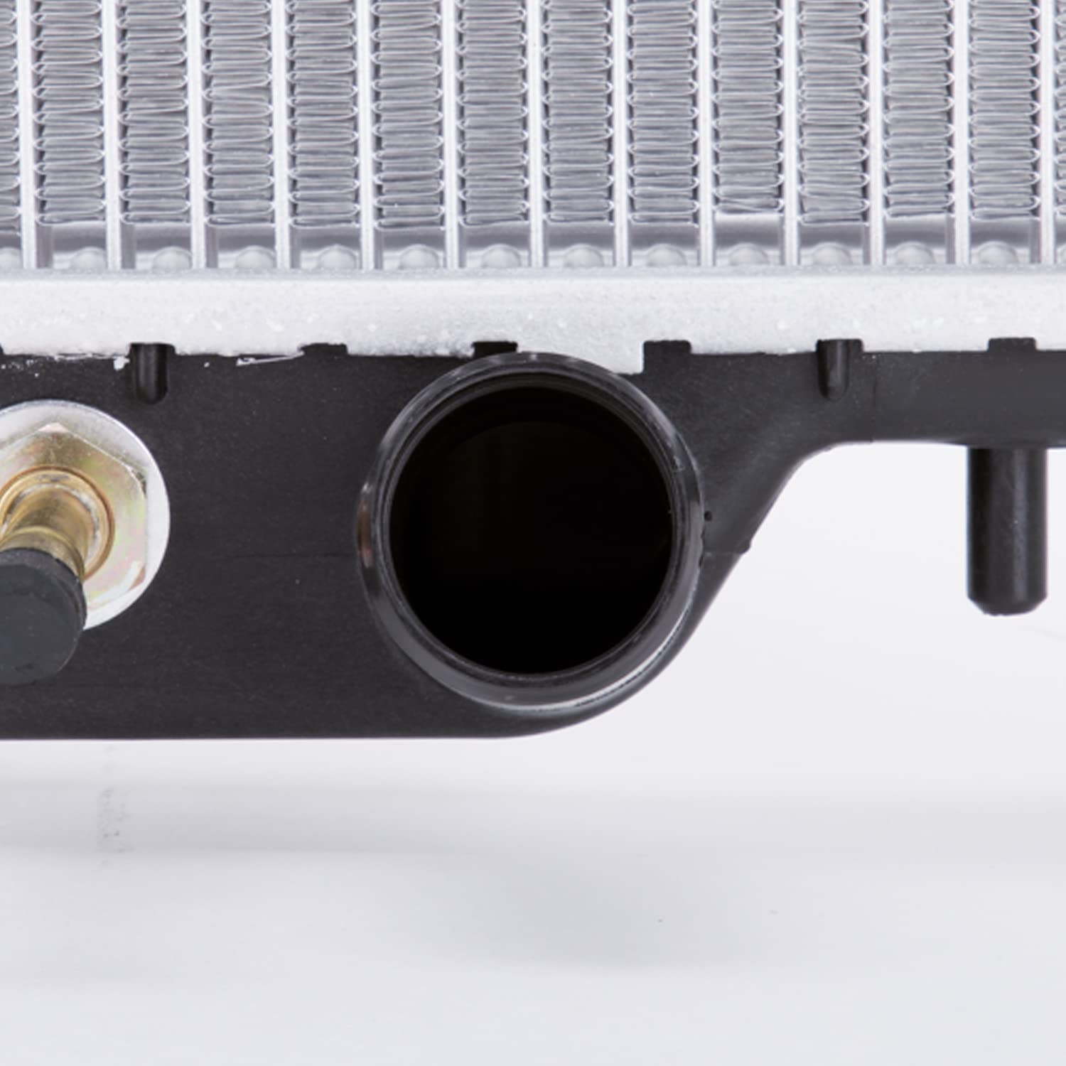 Radiator TYC Compatible with 1998-2002 Honda Passport