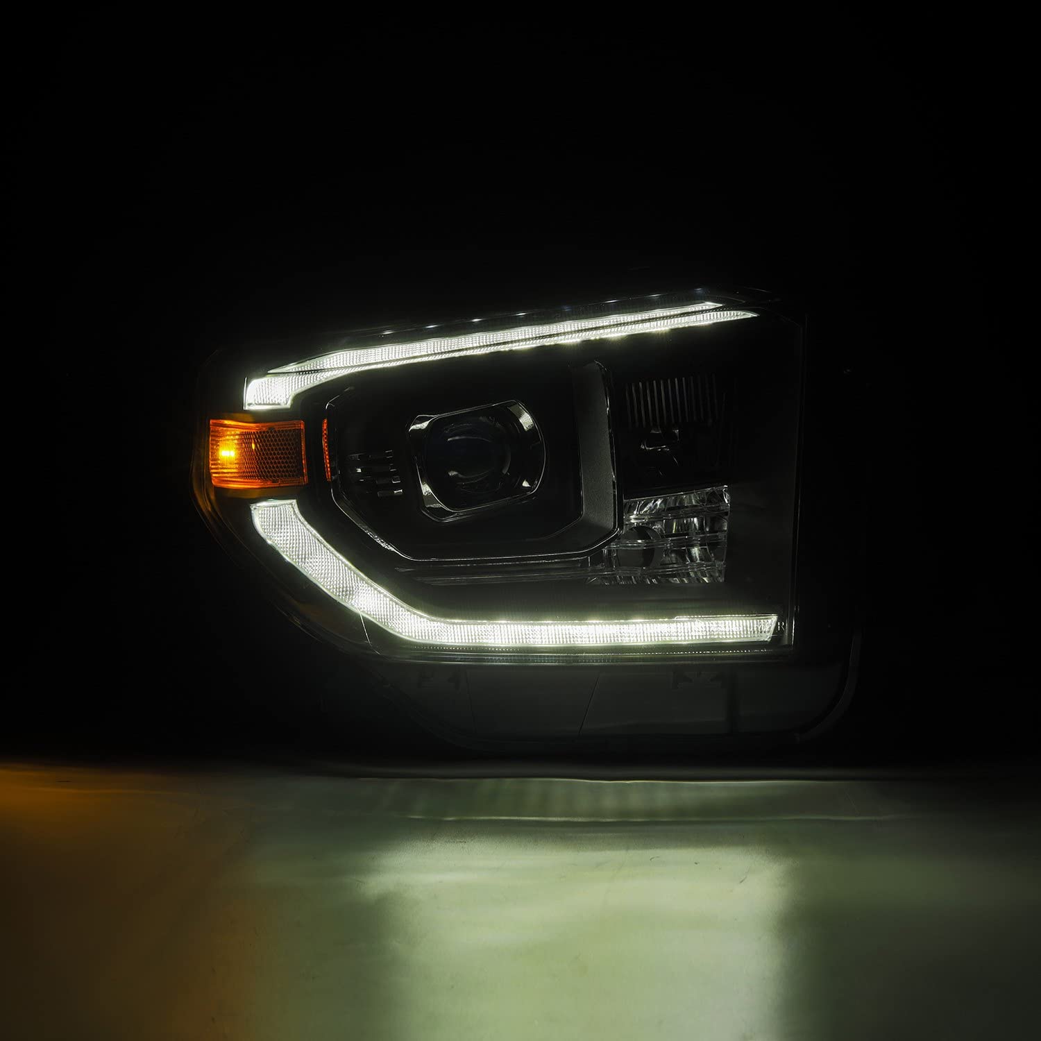 Luxx-series AlphaRex 880835 Projector Headlights