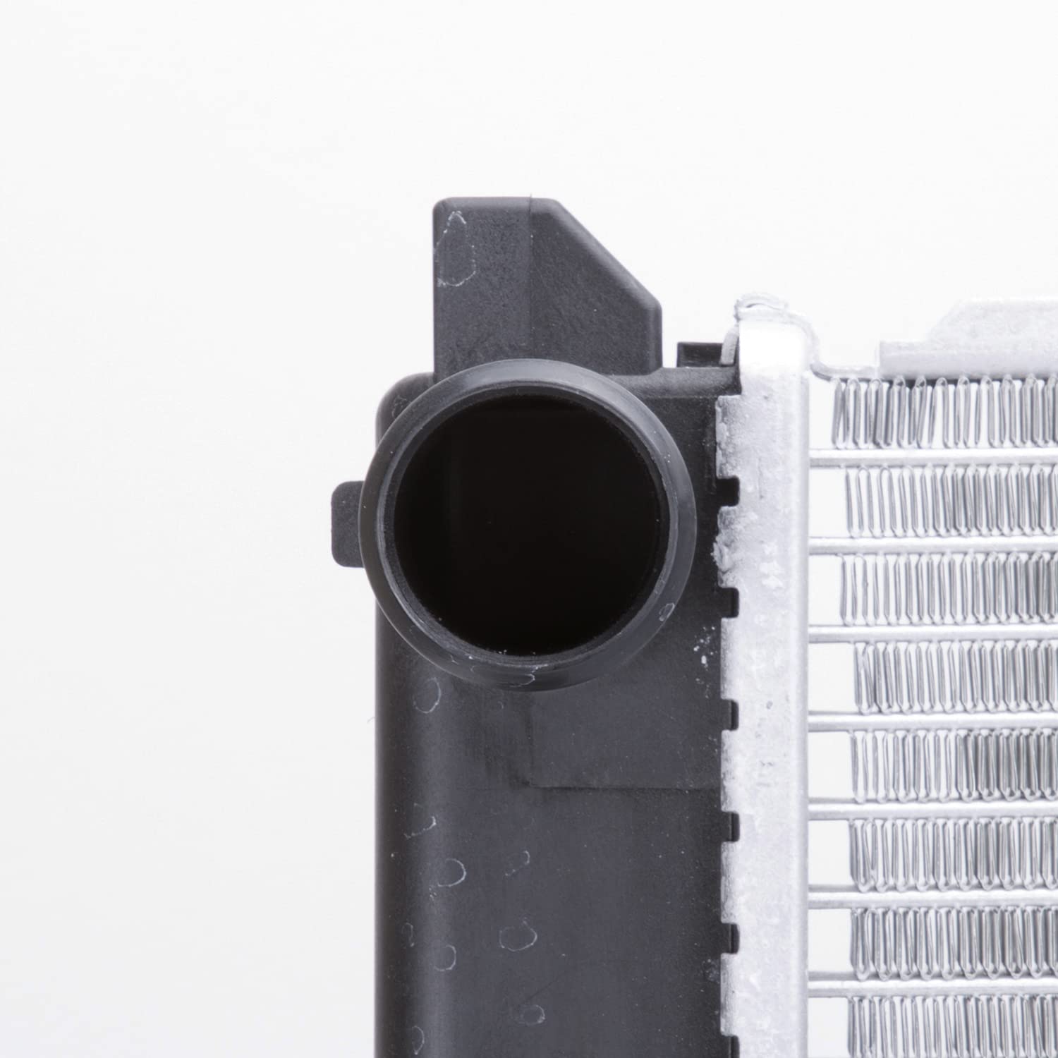 Replacement TYC 2962 Radiator for Kia Sorento
