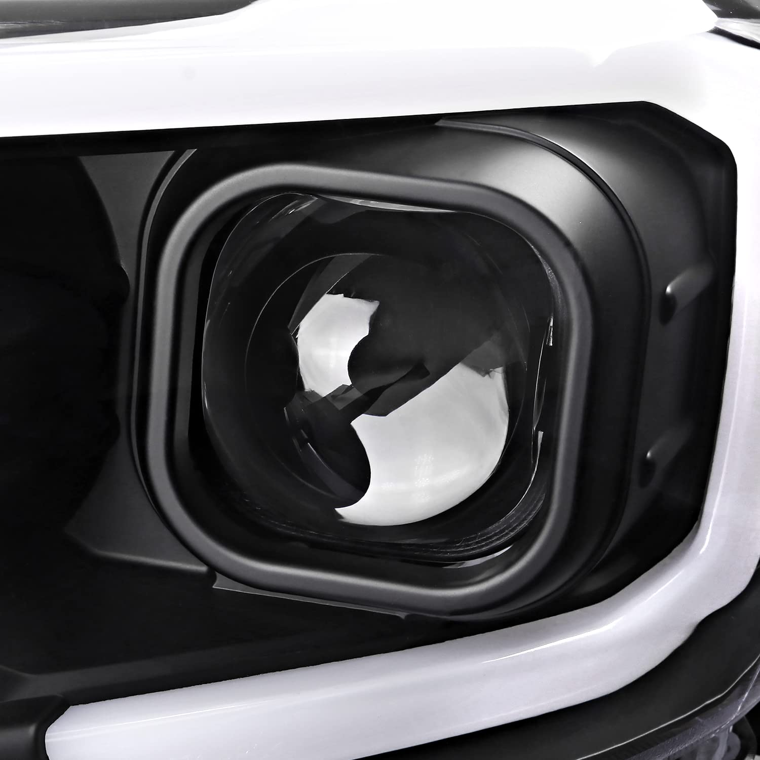 Black Projector Headlights SPEC-D TUNING w/Switchback LED Tube Signal Compatible with 2016-2023 Toyota Tacoma, Left + Right Pair Headlamp Assembly