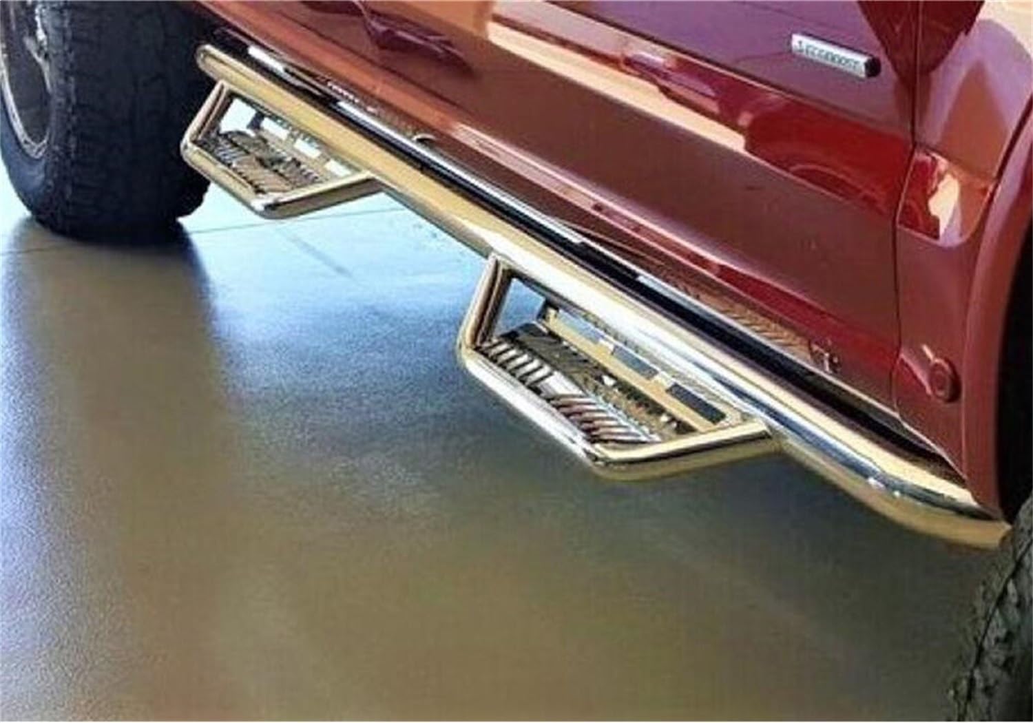 Podium Step N-Fab HPF1585CC-SS Polished Stainless Steel 3 in. Main Tube Diameter Step
