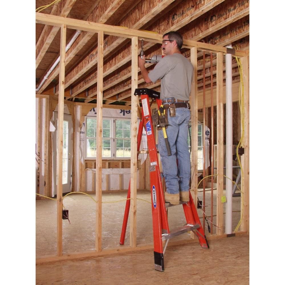 Fiberglass Tripod Ladder, Werner 6-Foot 300-Pound Duty Rating FTP6206