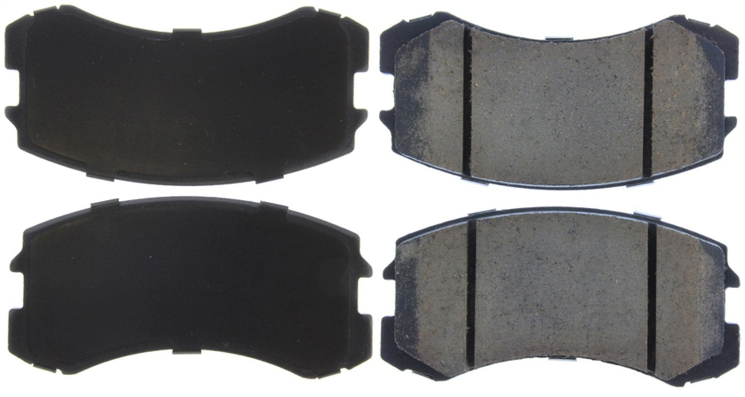 Front StopTech 308.09040 Brake Pads with Shims and Hardware Street