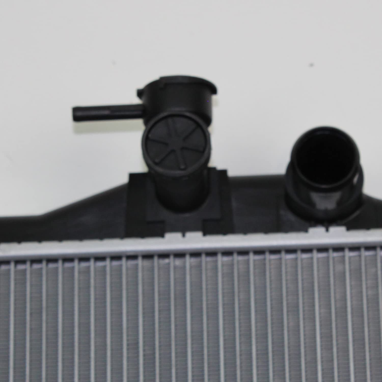 Radiator TYC 13127 Compatible with 2009-2014 Nissan Cube