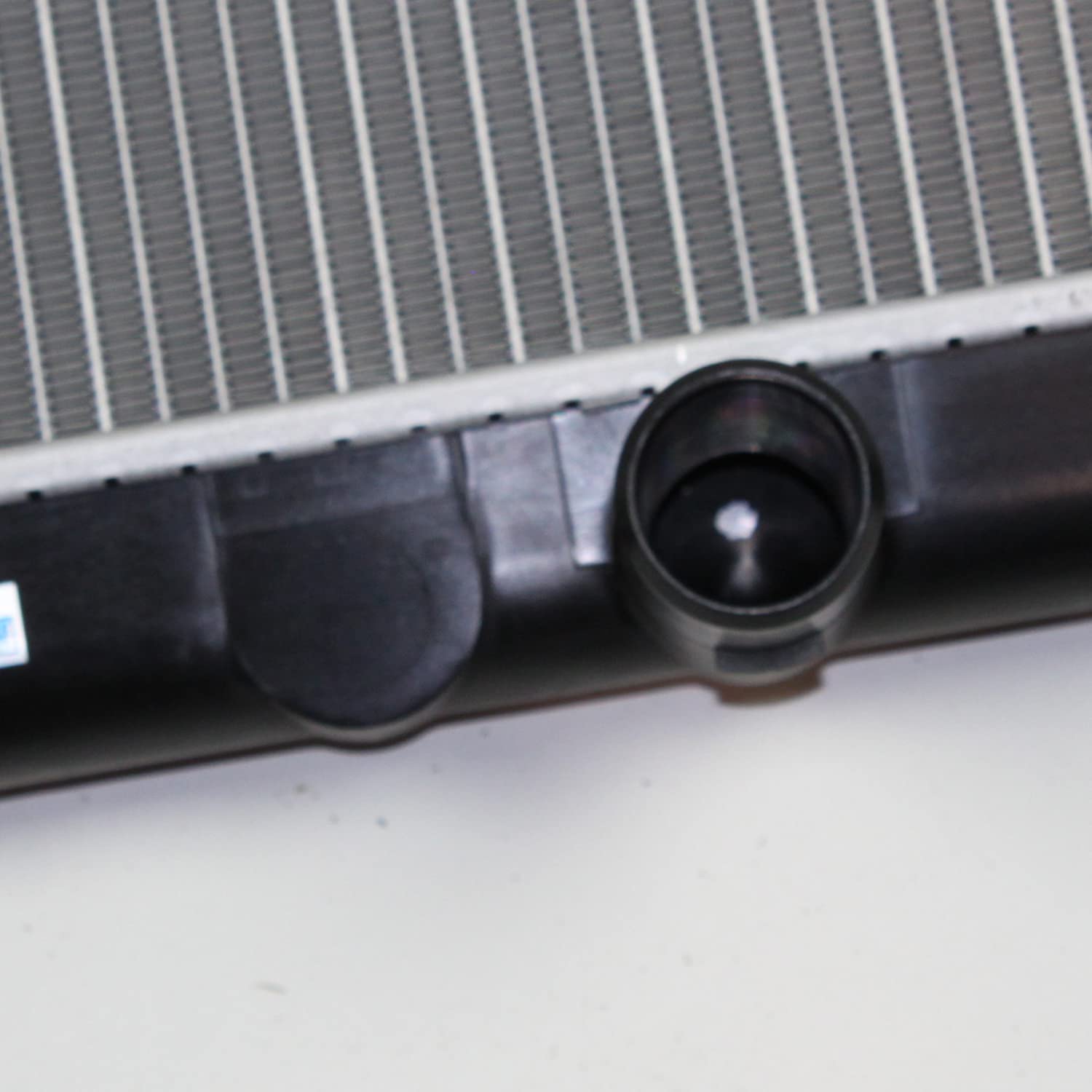 Radiator TYC 13127 Compatible with 2009-2014 Nissan Cube