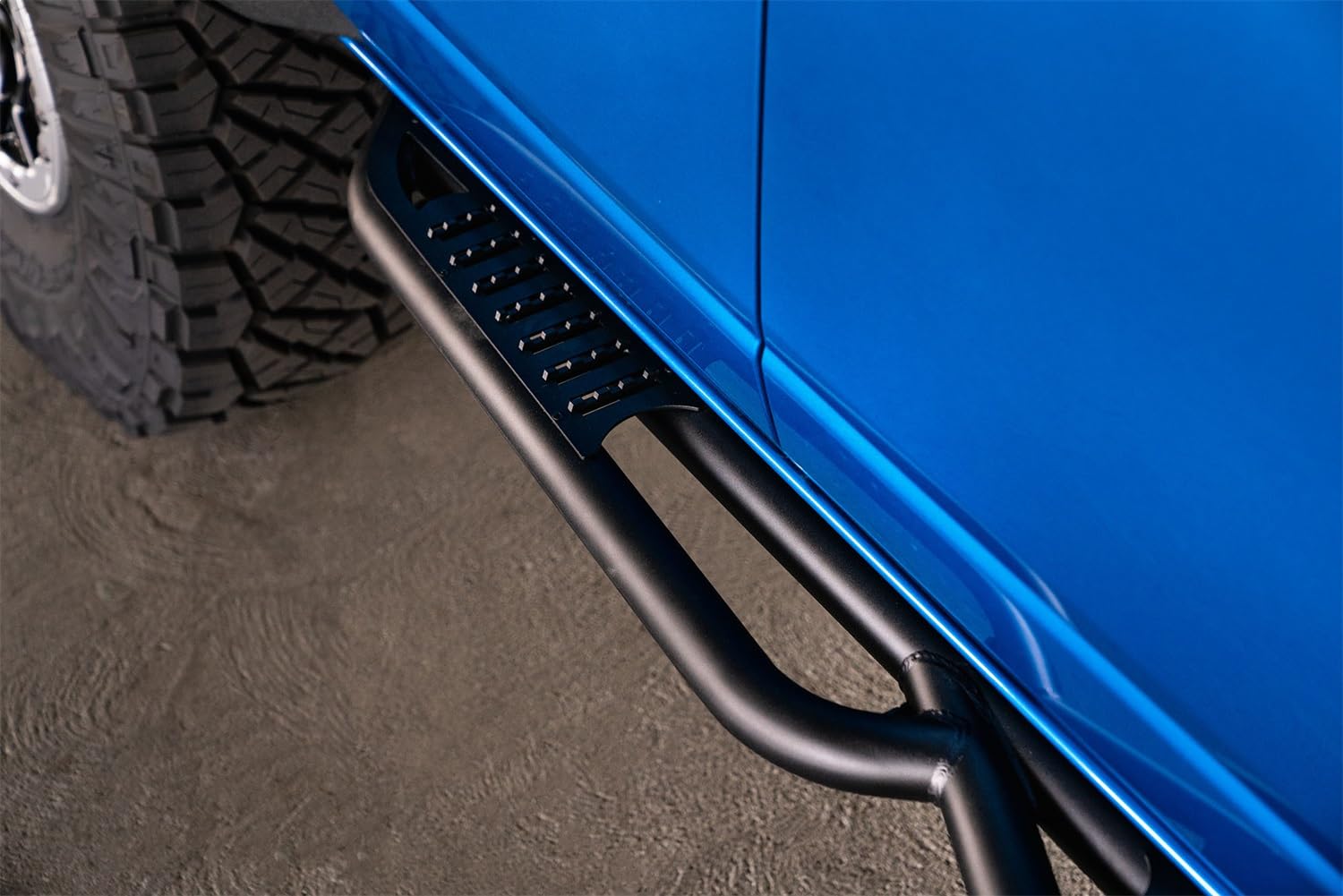 Offroad DV8 SRBR02 Series Plus Side Steps for Ford Bronco 2021 - 2022