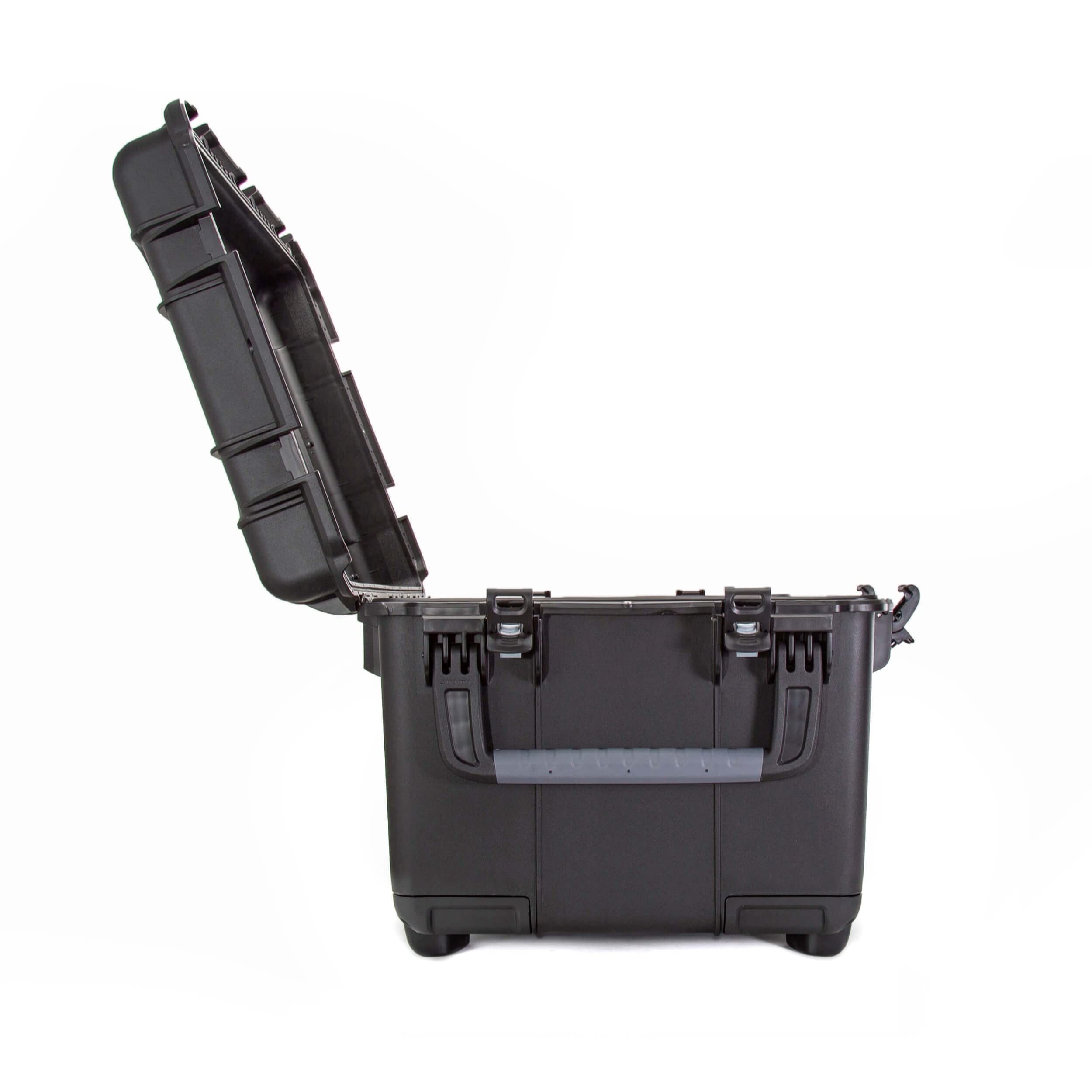 Nanuk 975 Case - No Wheels (T) wo Man Carry - BK 975T-0001