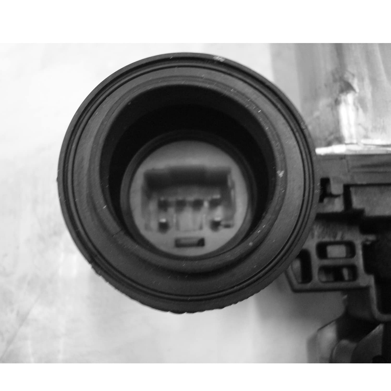 Toyota Sienna TYC 660322 Front Left Replacement Window Regulator