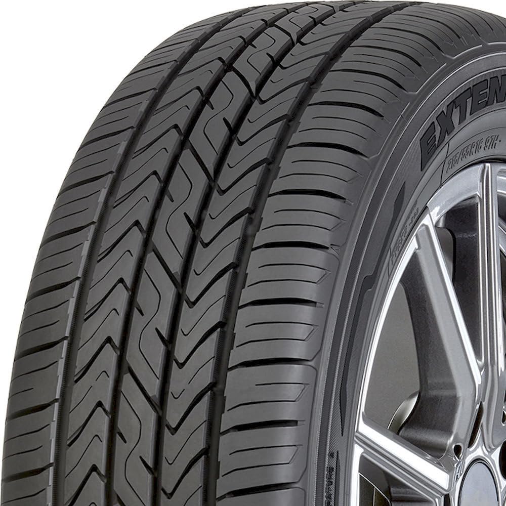P215/65R17 TOYO EXASII 98T