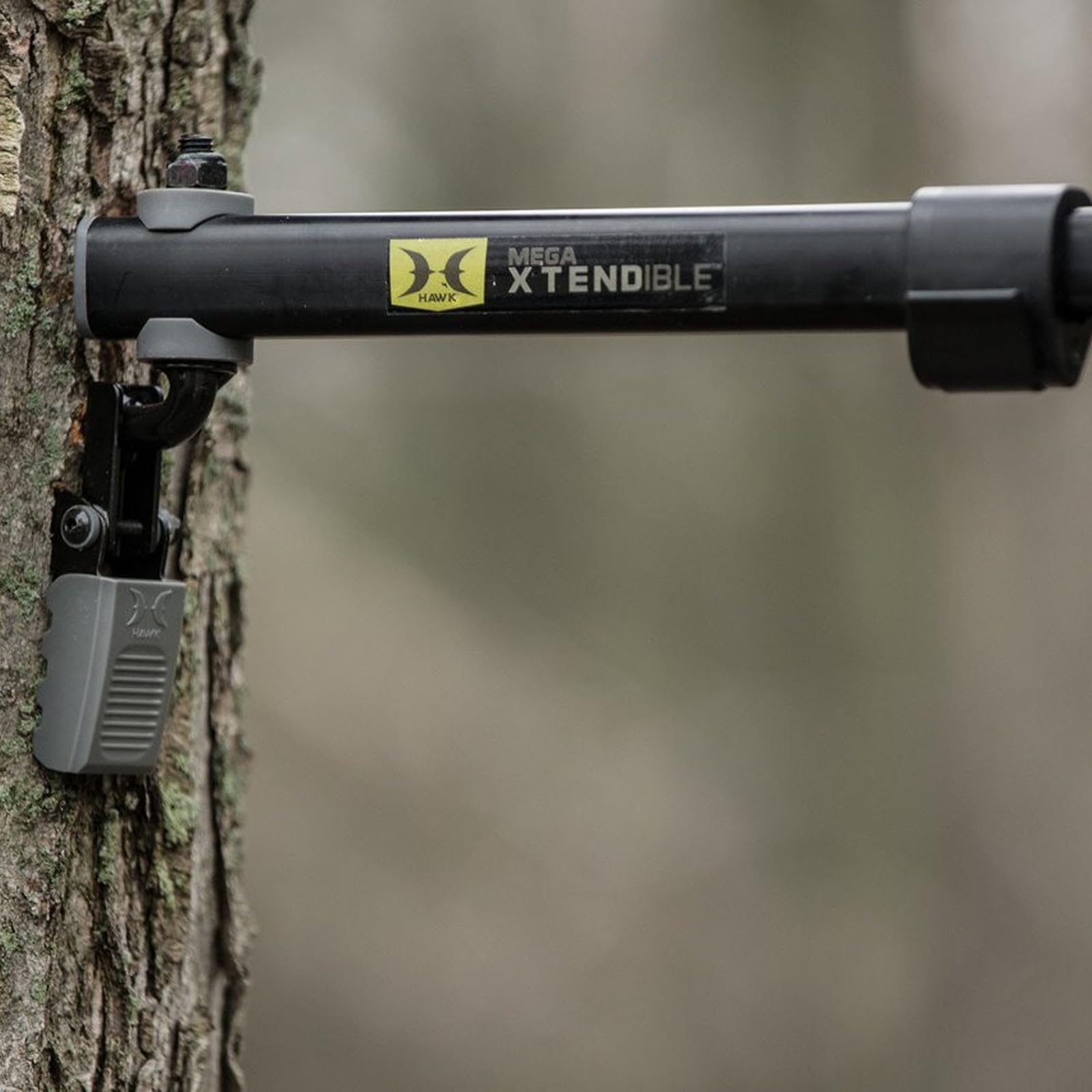 HAWK Xtendible Mega Tree Arm | Hunting Treestands Portable Folding Lightweight Easy Mount Aluminum Long Holder with Hooks for Bow, Crossbow & Accessories | Weight rating 15 Lbs