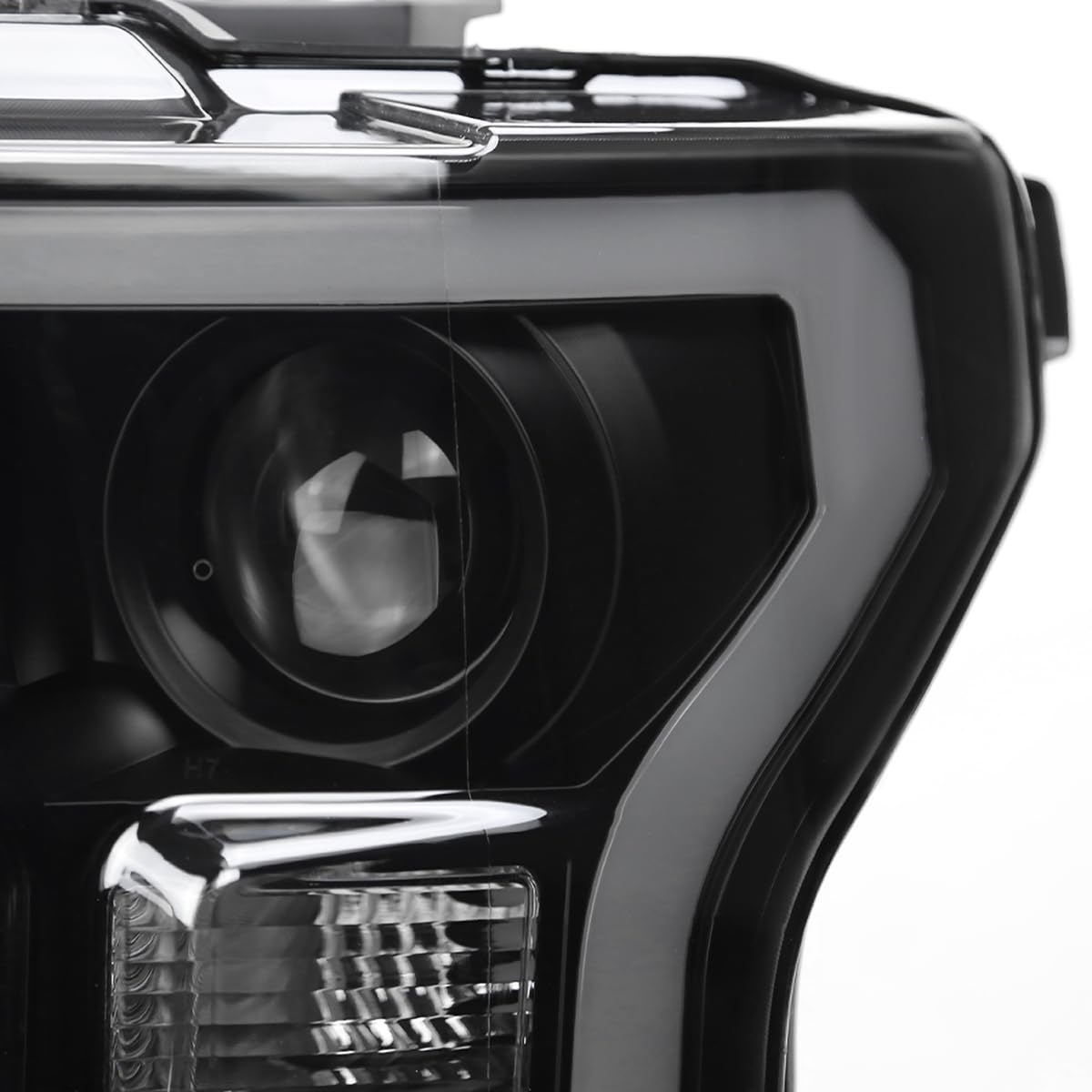 Black Smoke SPEC-D TUNING Projector Headlights w/LED Light Bar Compatible with 2015-2017 Ford F-150, Left + Right Pair Headlamps Assembly