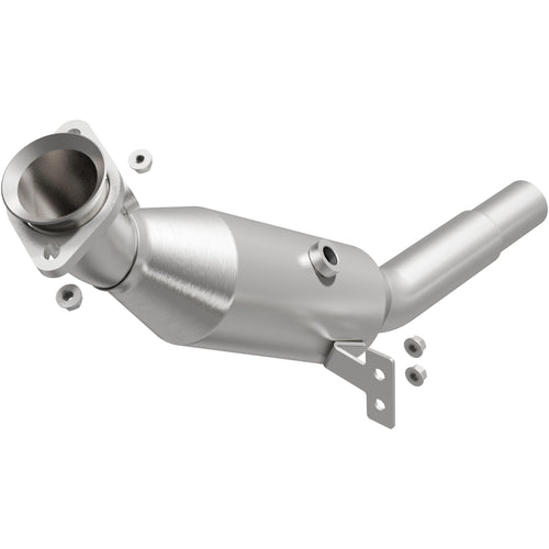 Catalytic Converter MagnaFlow 52997: OEM Grade, Direct-Fit, Compatible with 2015-2017 Mercedes-Benz E400 (Federal/EPA Compliant)