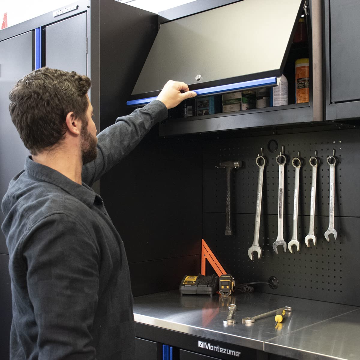 Montezuma Tool Storage Garage System - 30.5 x 12" Locking Single Door Wall Cabinet with Magnetic Latches & Black Powder Coat Finish - BKMG30201WC