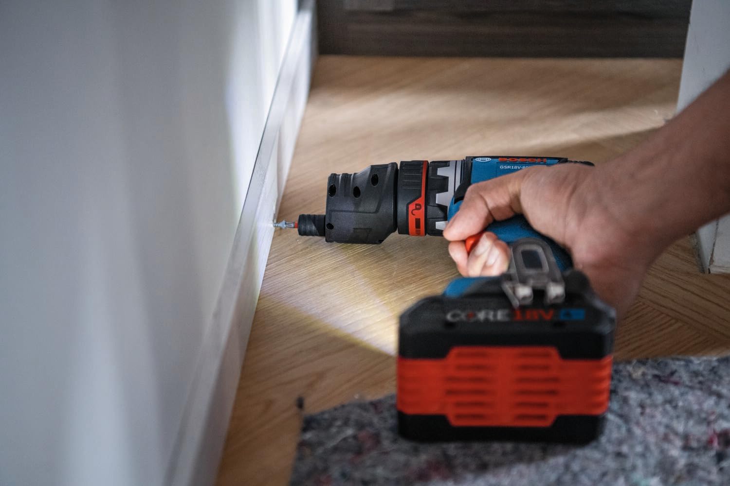 18V BOSCH GSR18V-800FCB24 Drill/Driver with 5-In-1 Flexiclick® System and (1) CORE18V® 4 Ah Advanced Power Battery