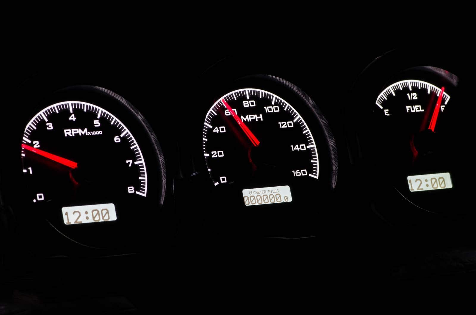 Dakota Digital 70-72 Chevy Chevelle SS EL Camino VHX-70C-CVL-S-W Analog Dash Gauges Silver Alloy White