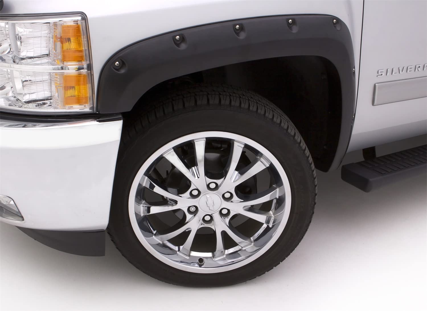 Elite Series Lund RX121S Rivet Style Fender Flare (Smooth Finish, 4pc Set)