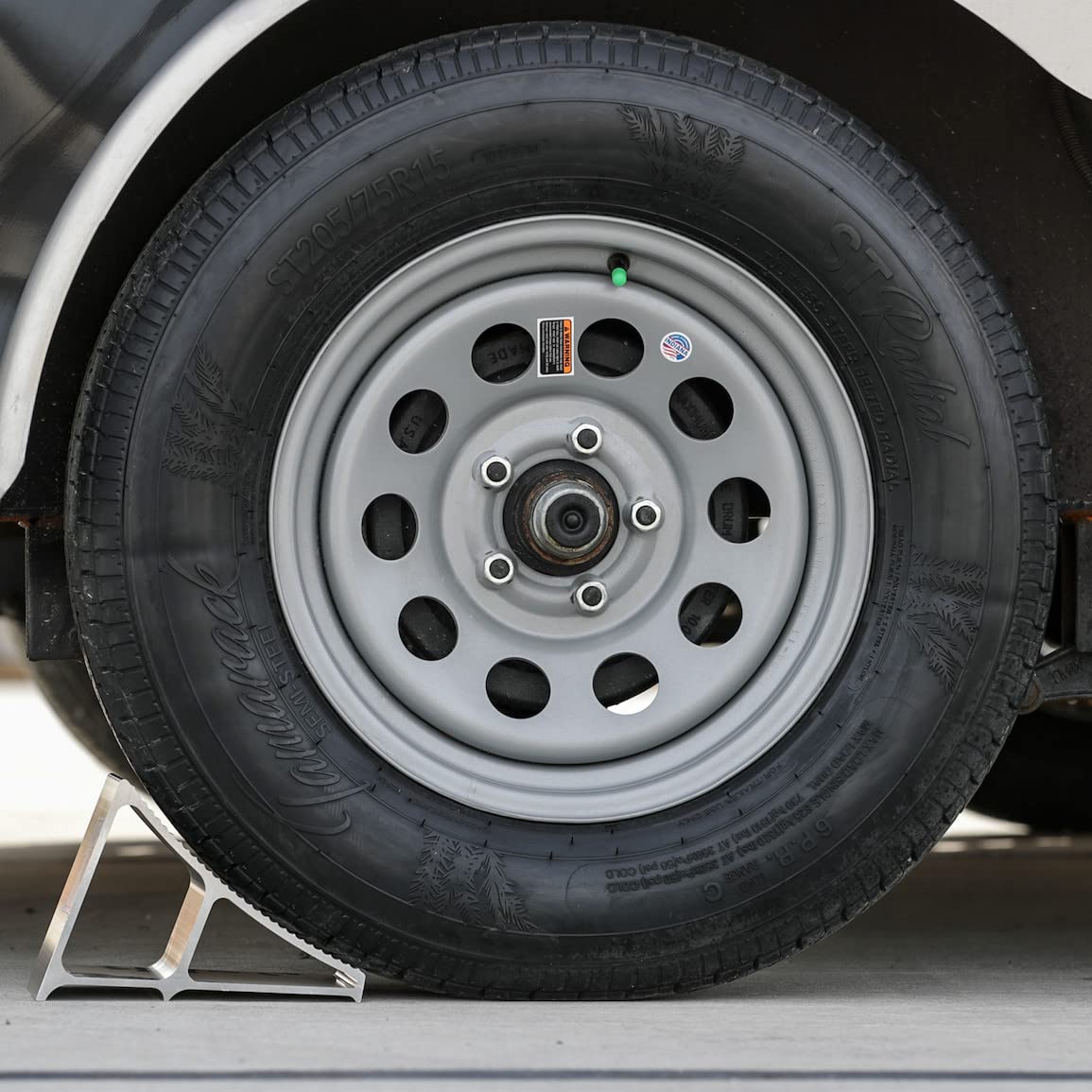 Wheel Chock Buyers Products WC6096A, 6 x 8.75 x 5.86 Inch Aluminum Chock with Ribbed Slope, Lightweight and Durable, Ideal for Ice and Snow Usage